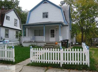 1034 Hickory St, Lansing, MI