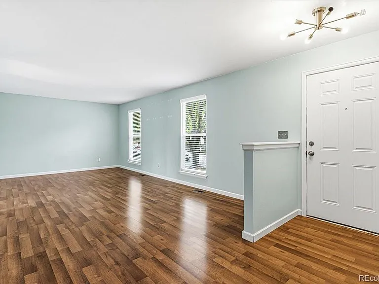 4418 S Argonne Way — Photo 4