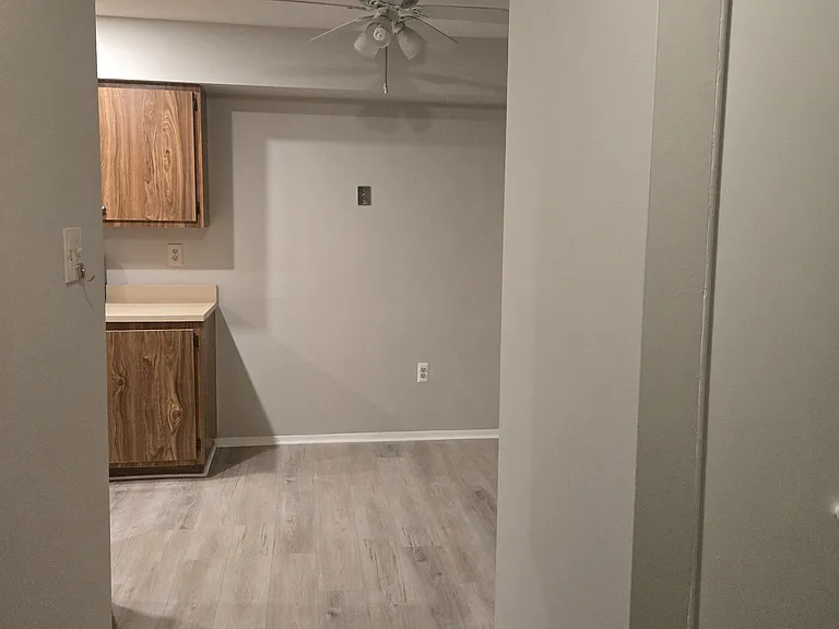 1 Golden Hill Ct — Photo 11