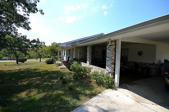 2nd image of 2119 Brown Dr