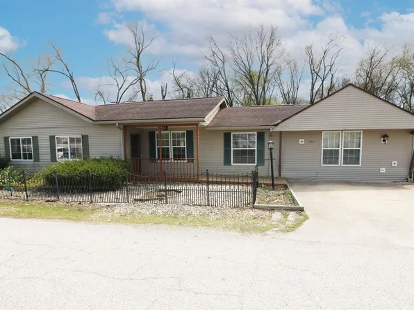 751 Griffith St, Osceola, IN 46561