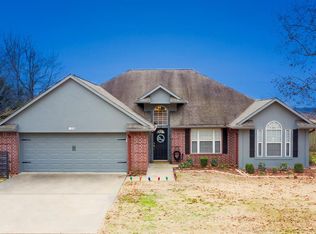 398 Nevills Rd, Mount Pleasant, TX 75455