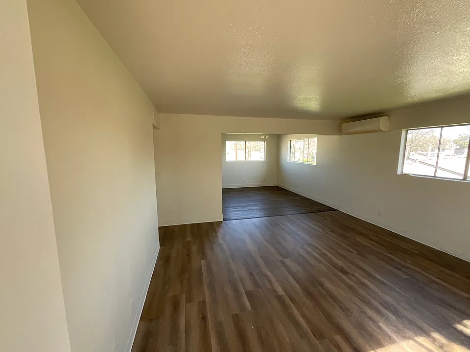 539 S Modoc St #202