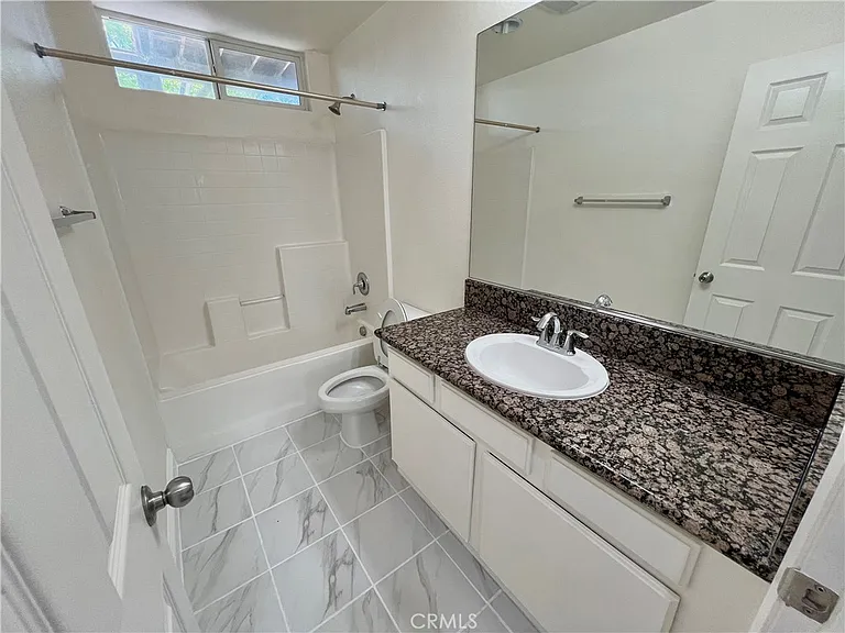 4564 Jewel Dr — Photo 10