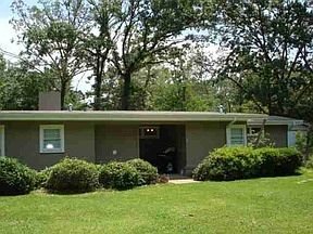1st image of 1004 Coleman Dr