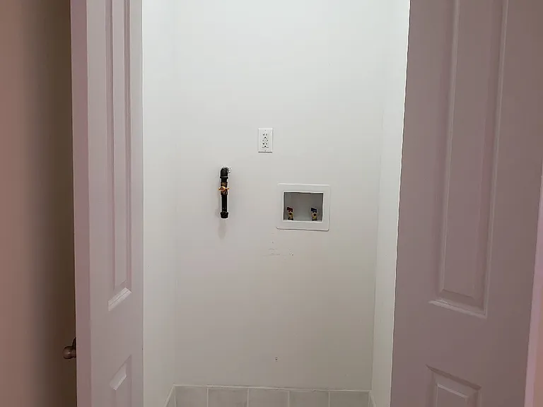 121 Bay 23rd St #3A — Photo 7