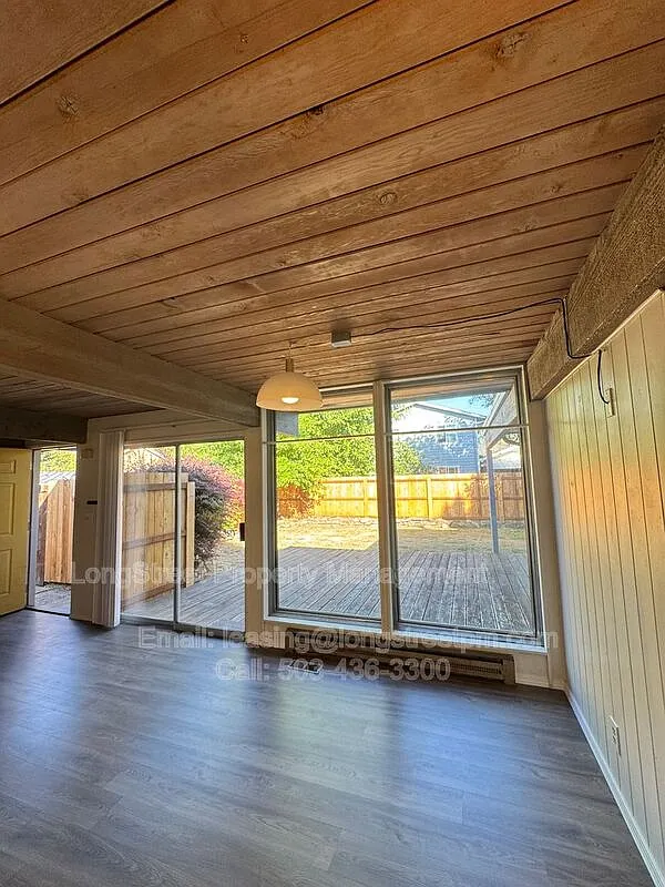 2 bed, 1.0 bath, 769 sqft, $1,995 — Photo 2