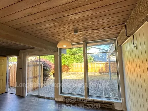 831 NW 26th St, Corvallis, OR 97330