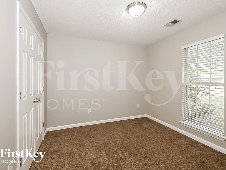 9181 Triple Crown Loop E — Photo 12