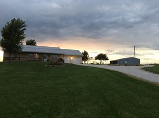812 Colorado Rd, Williamsburg, KS 66095