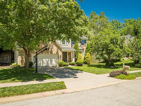 3rd image of 8508 Weaver Woods Pl