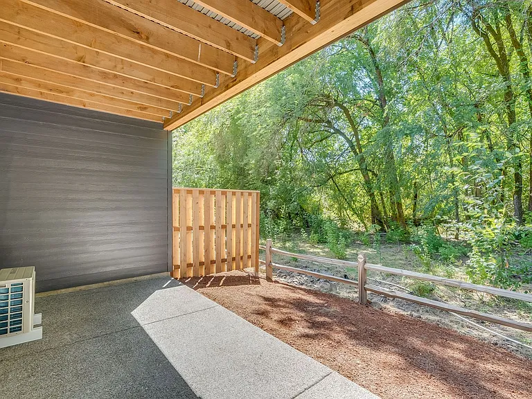 16901 SW 132nd Ter — Photo 7