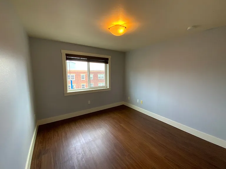 25 N Broadway #303 — Photo 13