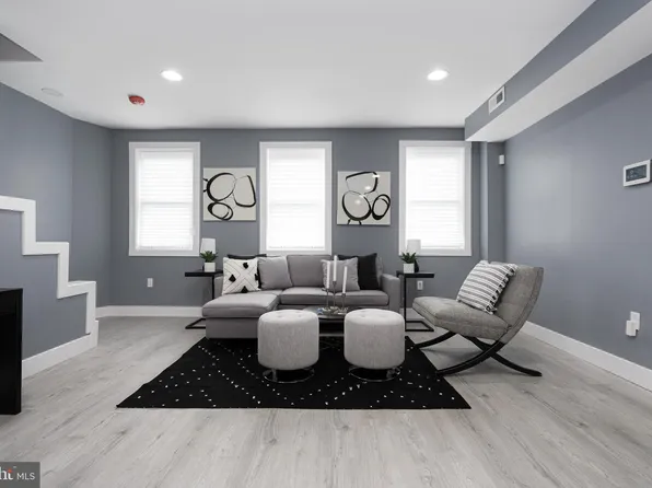 212 Mount Holly St, Baltimore, MD 21229