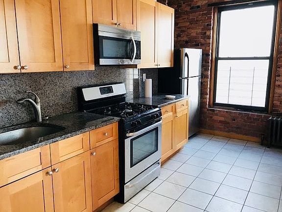 3rd image of 331 Nostrand Ave APT 5