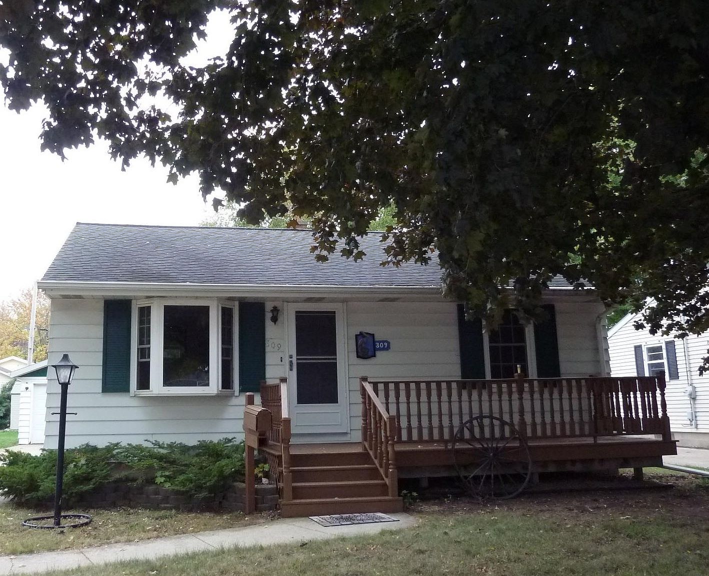 309 N Lark St, Oshkosh, WI 54902 MLS 50281787 Zillow