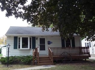 309 N Lark St, Oshkosh, WI 54902