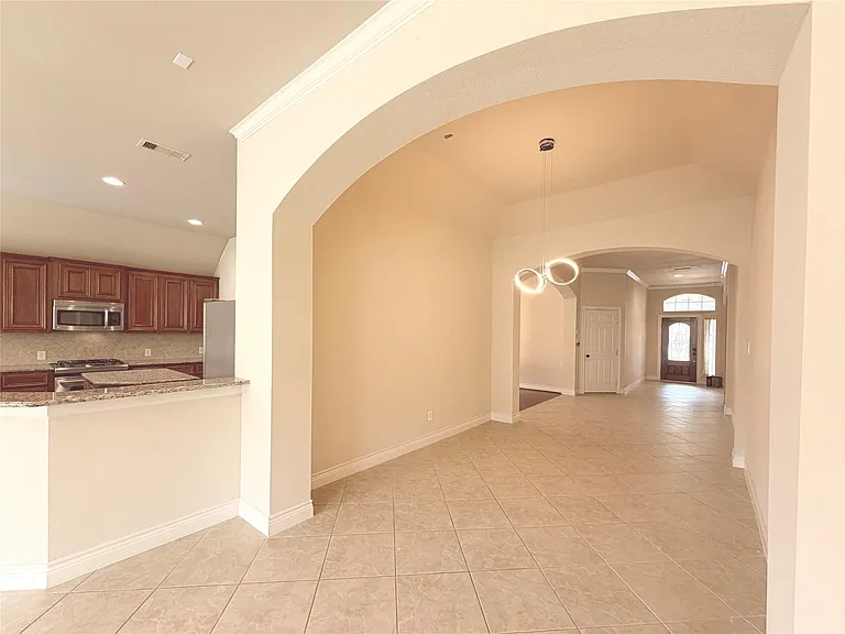 22015 Rustic Canyon Ln — Photo 9