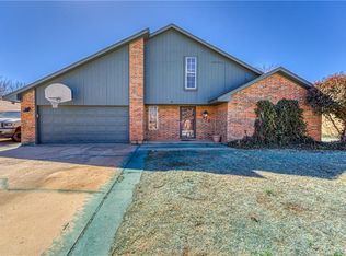 2612 Cherokee Strip St, Altus, OK 73521