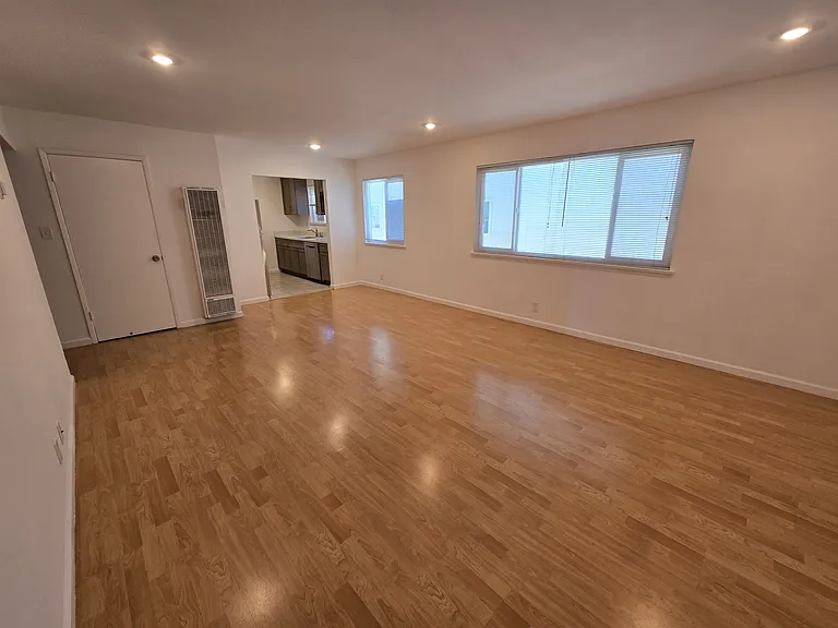 1746 Lexington Ave #2 — Photo 2
