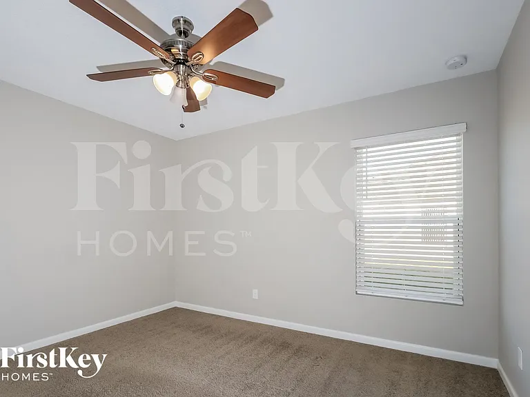 652 SW Jacoby Ave — Photo 11