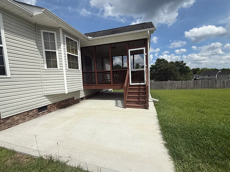 252 Wynngate Dr — Photo 15