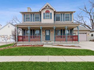 2620 Camden Dr, Ames, IA 50010
