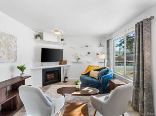 Sunburst, Aurora, CO 80015