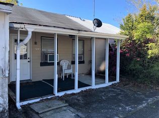 25-6 W Pine St, Lanark Village, FL 32323