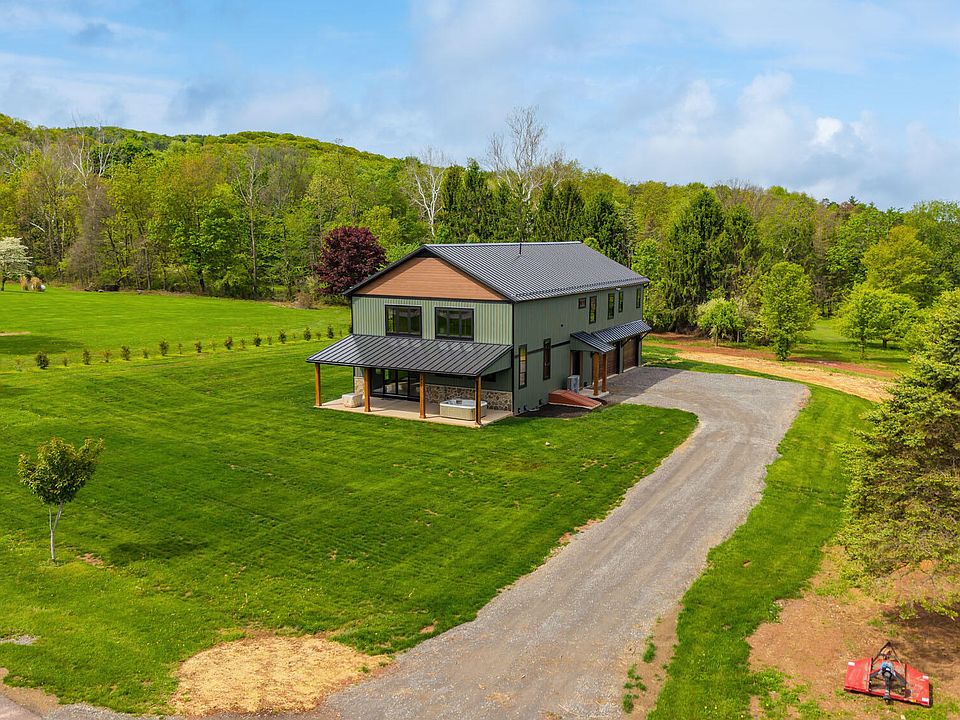 1st image of 615 Frosty Valley Rd