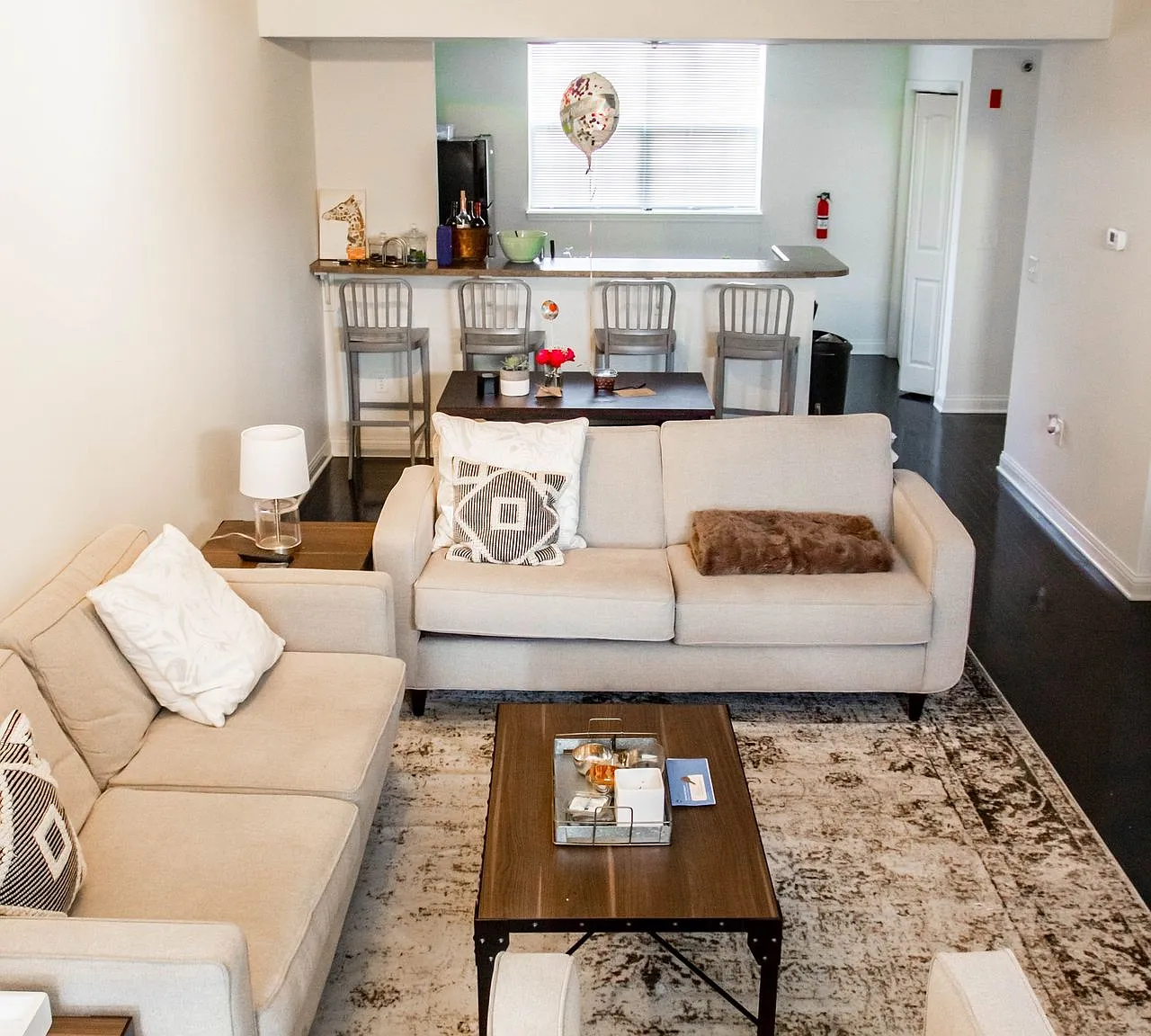 501 N Walnut St — Photo 1
