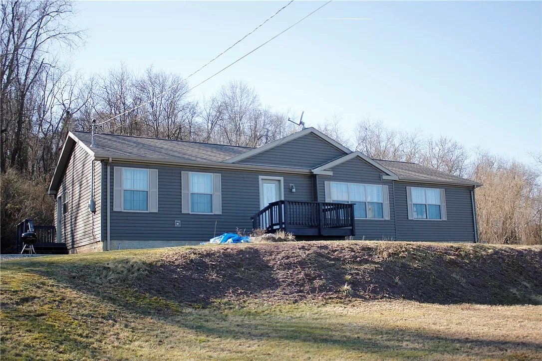 255 Orchard Ln photo 1