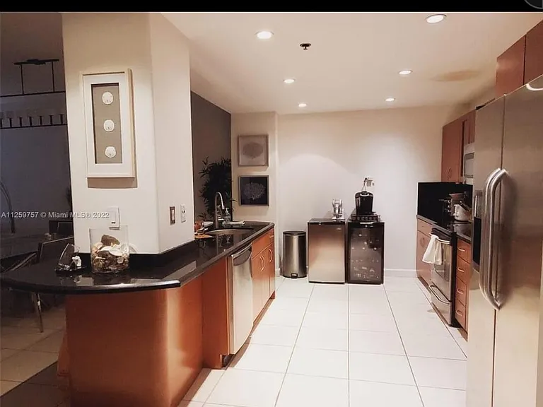 251 Crandon Blvd #308 — Photo 7