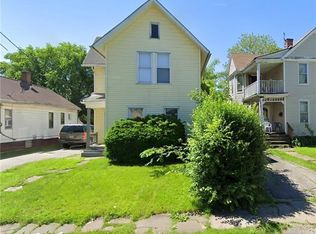 7008 Hosmer Ave, Cleveland, OH 44105