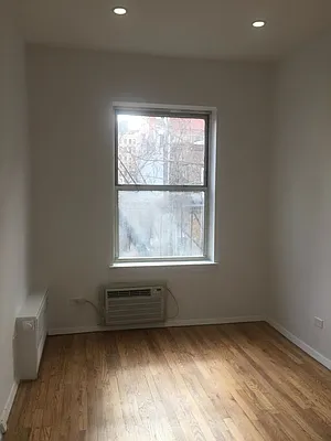 Rented by Compass | media 16