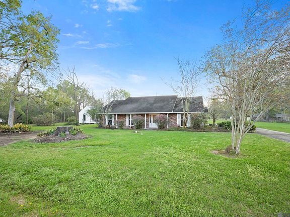 2nd image of 17424 Wirth Place Rd