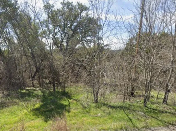 18501 E Lakeview Dr, Leander, TX 78645