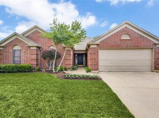 4710 Shorewood Dr, Arlington, TX 76016