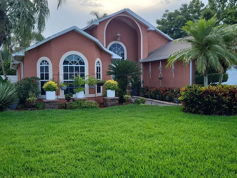 9103 Brad Ct — Photo 1