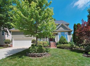 6629 Fairway Point Dr, Charlotte, NC 28269