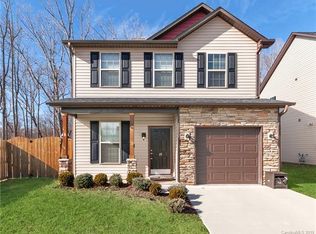 19 Mallard Run Dr, Arden, NC 28704
