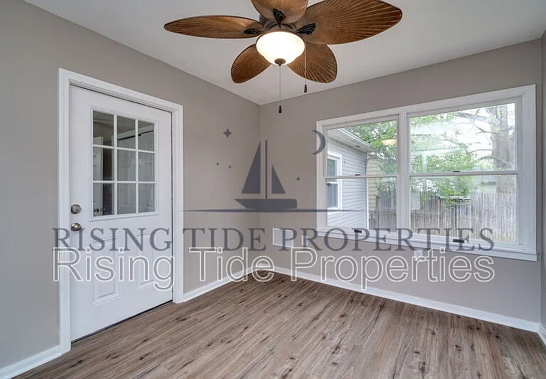 408 Margaret Dr — Photo 13