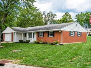 2701 Flowerstone Dr, Dayton, OH 45449