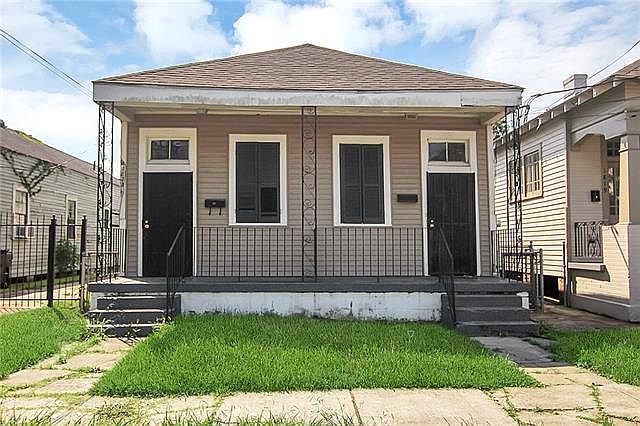 1st image of 1821-23 Fern St