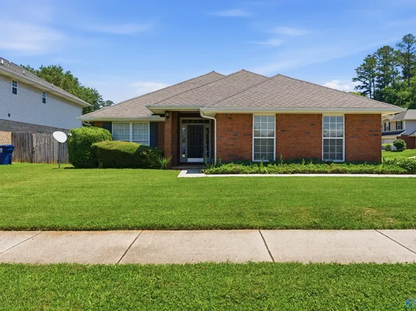 226 Shadow Ct SW, Huntsville, AL 35824