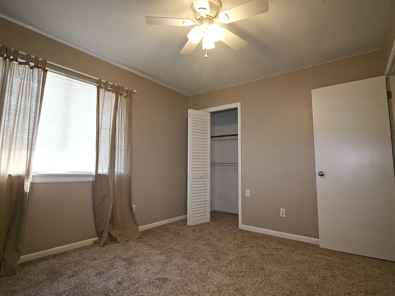115 Hughes St NE #A7 — Photo 9