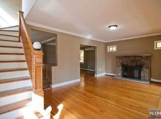 355 Pleasant Ave, Cliffside Park, NJ 07010