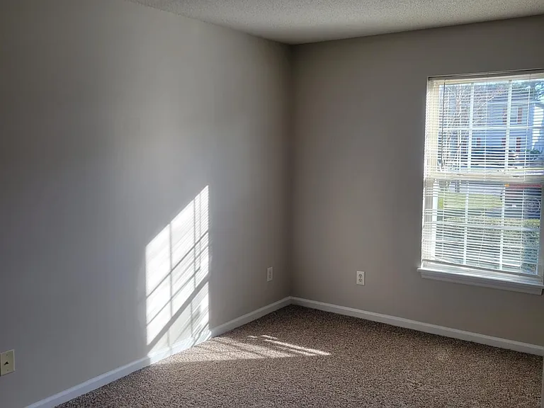 600 Hammock Ln #1 — Photo 10