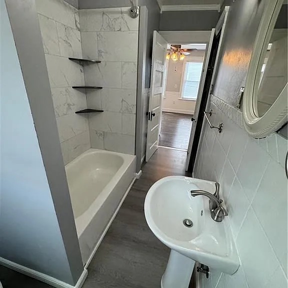 17 Booth Ave #2 — Photo 6