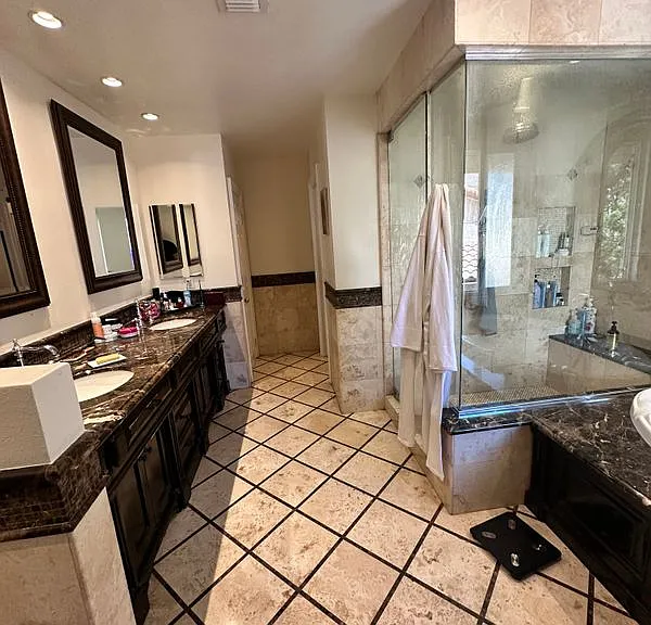 5728 Ridgebrook Dr — Photo 24